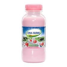 مزارع دينا حليب طبيعي  بالفراولة - 250 مل